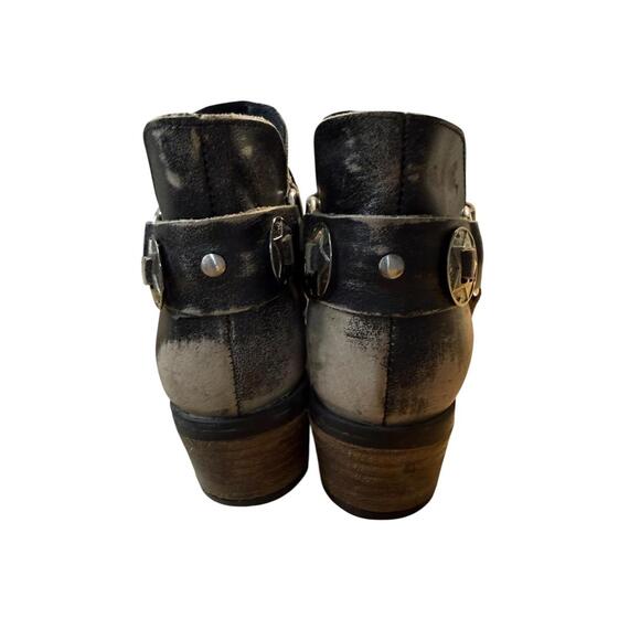 Chinese Laundry Austin Ankle Boots Women's Sz 7.5 Black Distressed Biker Cowboy - Picture 4 of 5